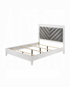 Chelsie EK Bed