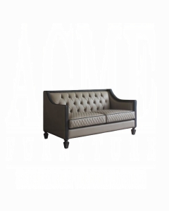 House Beatrice Loveseat W/3 Pillows