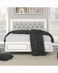 Casilda Queen Bed W/Led