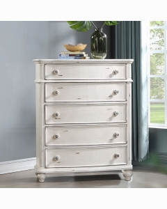 Jaqueline Chest