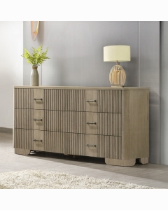 Lakkari Dresser