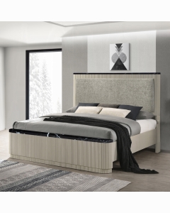 Travonte Queen Bed