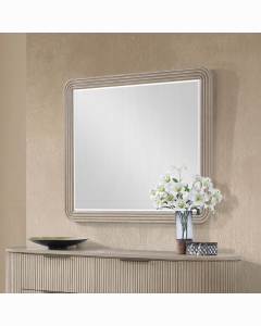Leanna Mirror