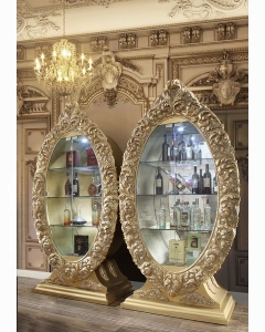 Seville Curio